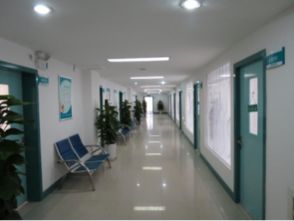 烏魯木(mù)齊愛(ài)德華醫(yī)院正規嗎(ma) 用(yòng)我心換您心,共譜和(hé)諧醫(yī)患情